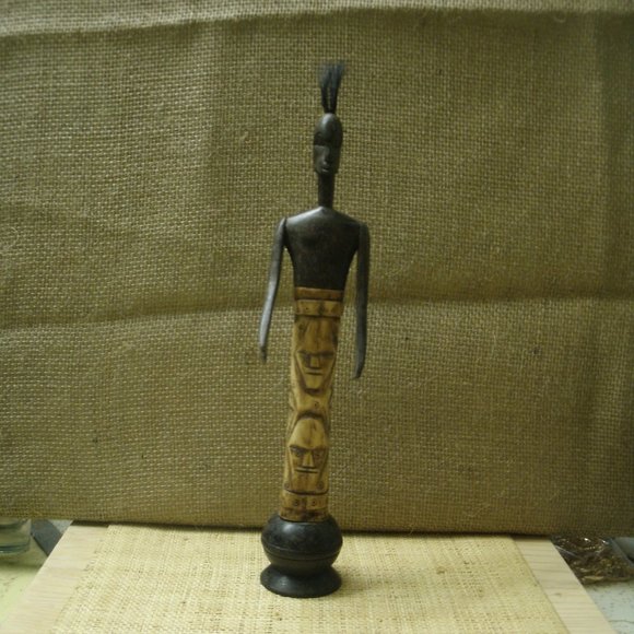 Vintage Hand Carved Man Figurine from Kenya - Picture 7 of 16